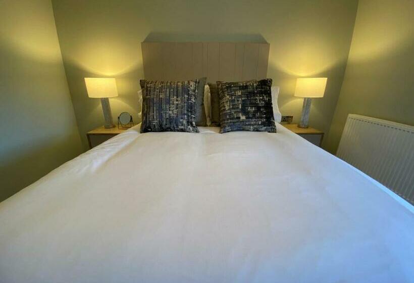 חדר סטנדרט עם מיטת קינג, The Scotts Arms Village Inn