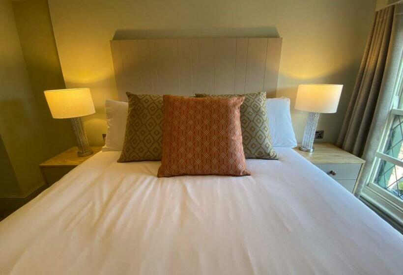 חדר סטנדרט עם מיטת קינג, The Scotts Arms Village Inn