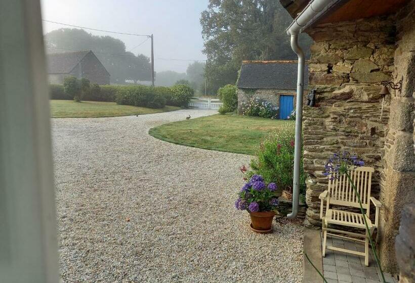 Номер Стандарт, Le Parfum Des Fleurs