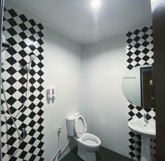 חדר דלוקס, Peeranon Resort