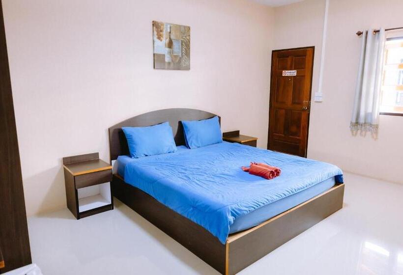 חדר סטנדרט עם מיטת קינג, Peeranon Resort