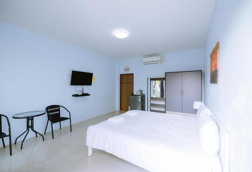 Номер Deluxe Кровать Кинг, Peeranon Resort
