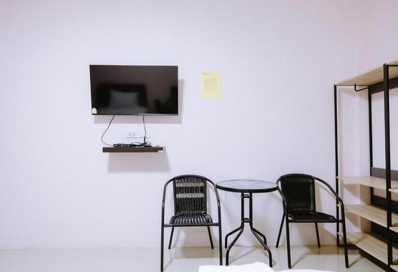 חדר דלוקס, Peeranon Resort