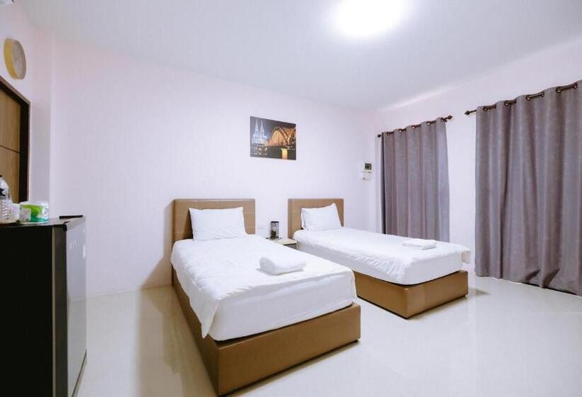 חדר דלוקס, Peeranon Resort