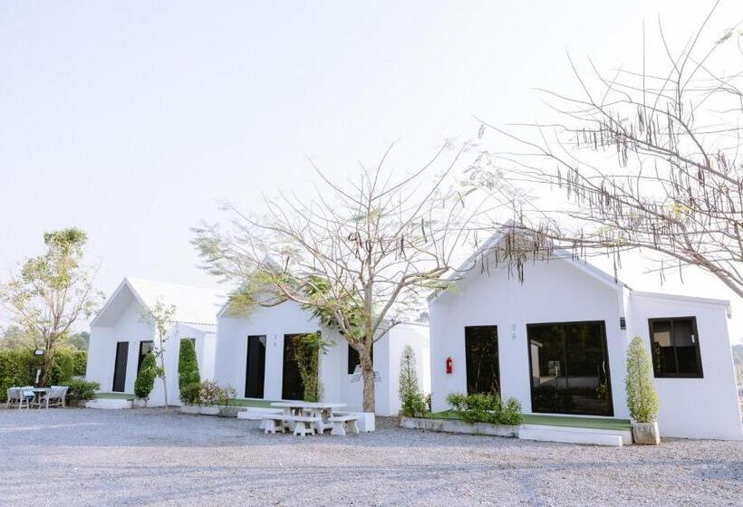 Вилла 1 Спальня, Peeranon Resort