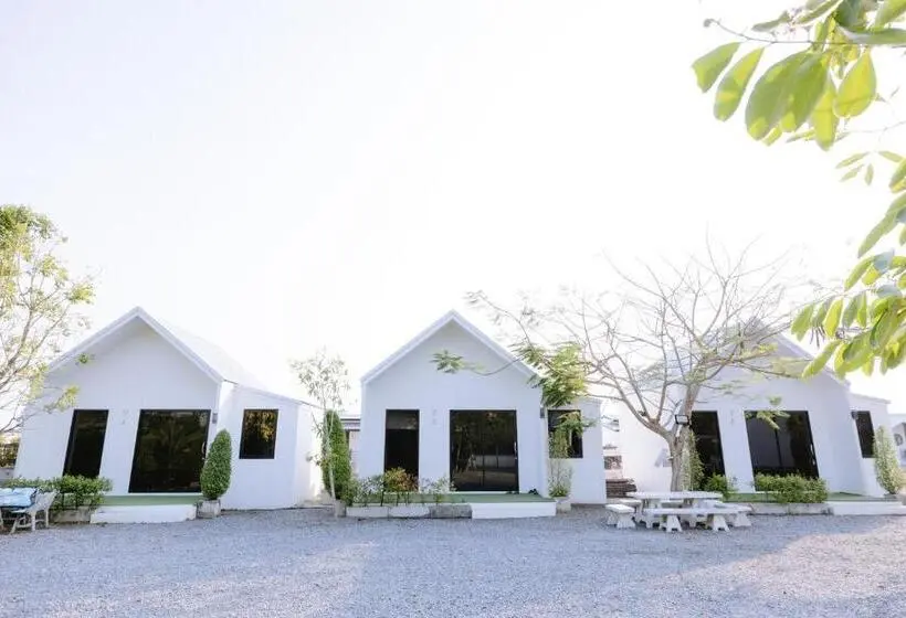 Villa 1 Makuuhuone, Peeranon Resort
