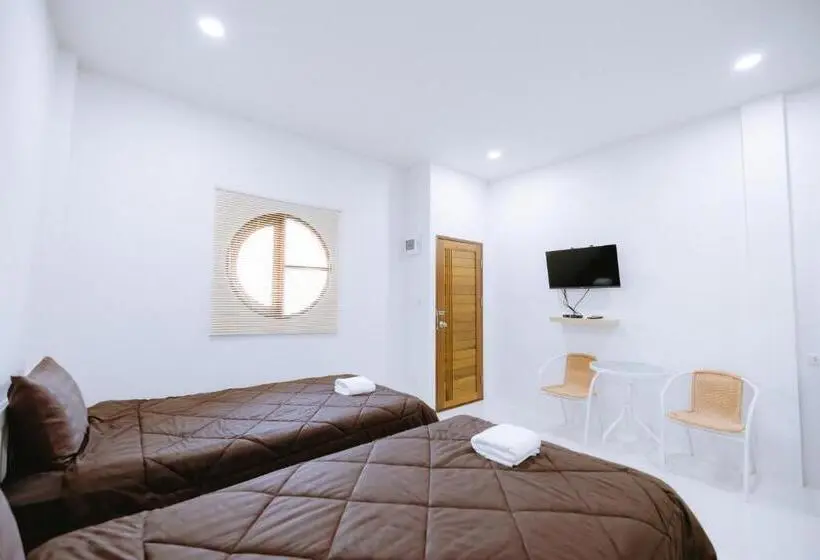 Superior-huone, Peeranon Resort