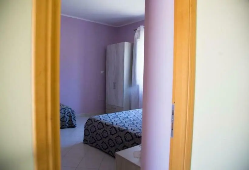 Standard Kolmen Hengen Huone, Agriturismo Il Borgo