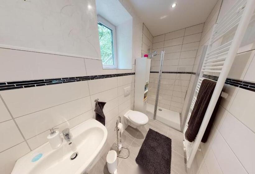 غرفة قياسية فردية, Nina Apartments