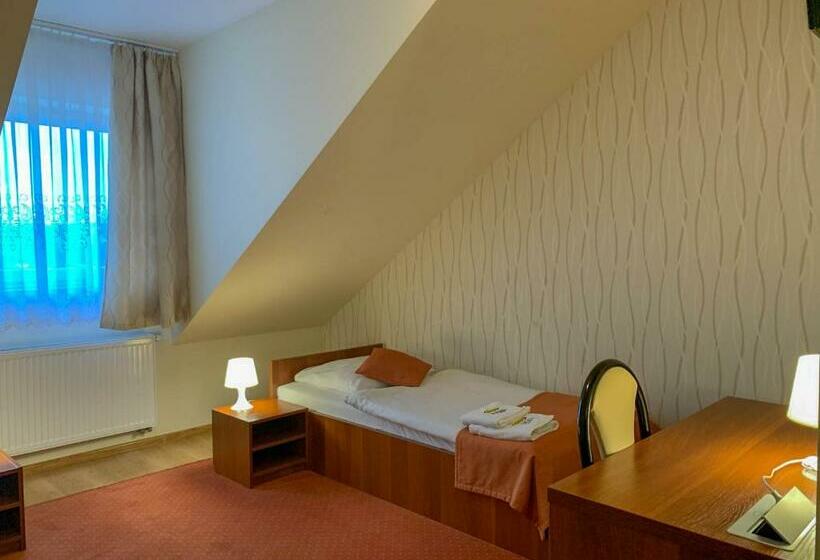 חדר סטנדרט, Ostoja