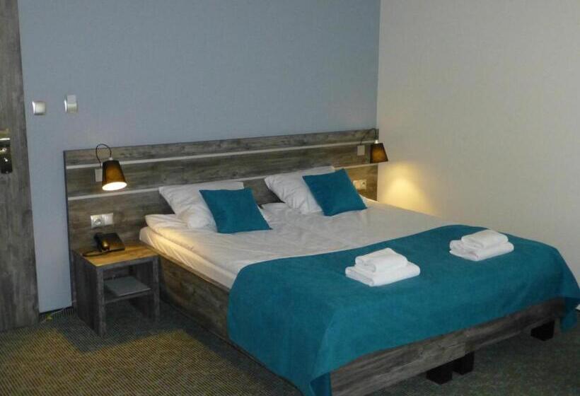 اتاق سوپریور, Giżycko