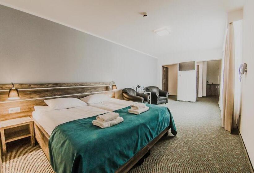 اتاق سوپریور, Giżycko