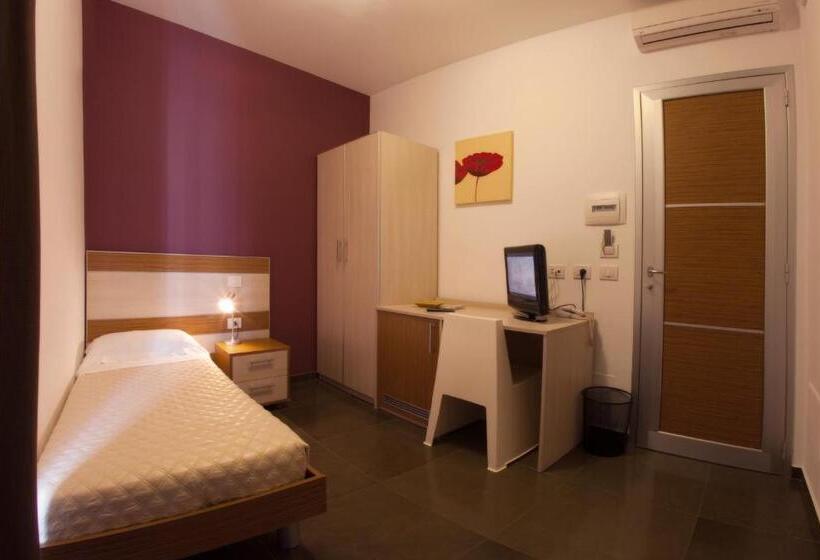 غرفة قياسية فردية, Ragusa Inn