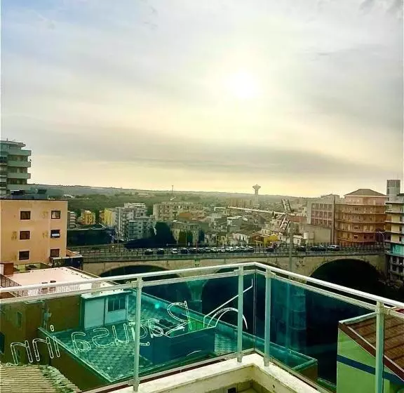 آپارتمان 1 خوابه با بالکن, Ragusa Inn