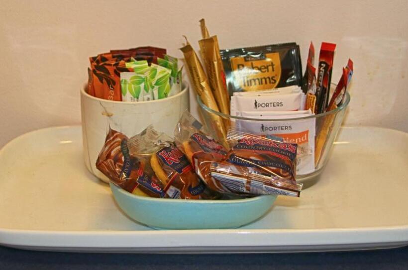 غرفة قياسية, Border Motel