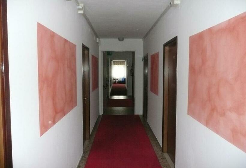 スタンダードシングルルーム, Antille E Azzorre