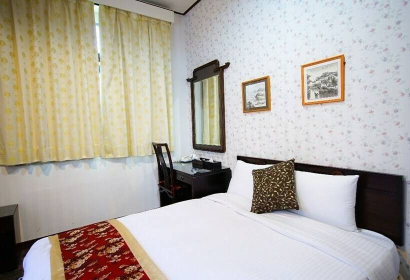 اتاق کلاس بیزنس, Cambridge Confucius Inn