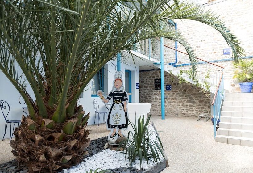 Номер Стандарт, De La Gare