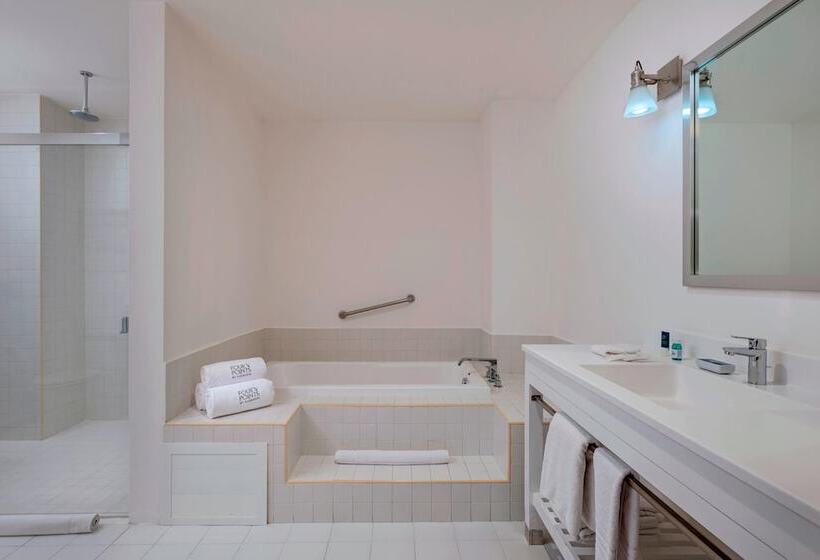 Junior Suite, Four Points By Sheraton Cancun Centro