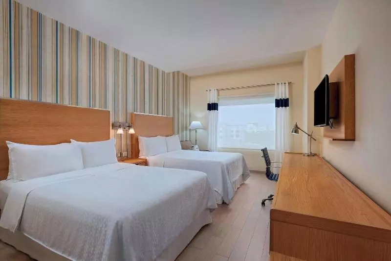 シティビューのデラックスルーム, Four Points By Sheraton Cancun Centro