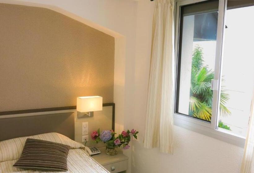 غرفة قياسية فردية, Hôtel La Source