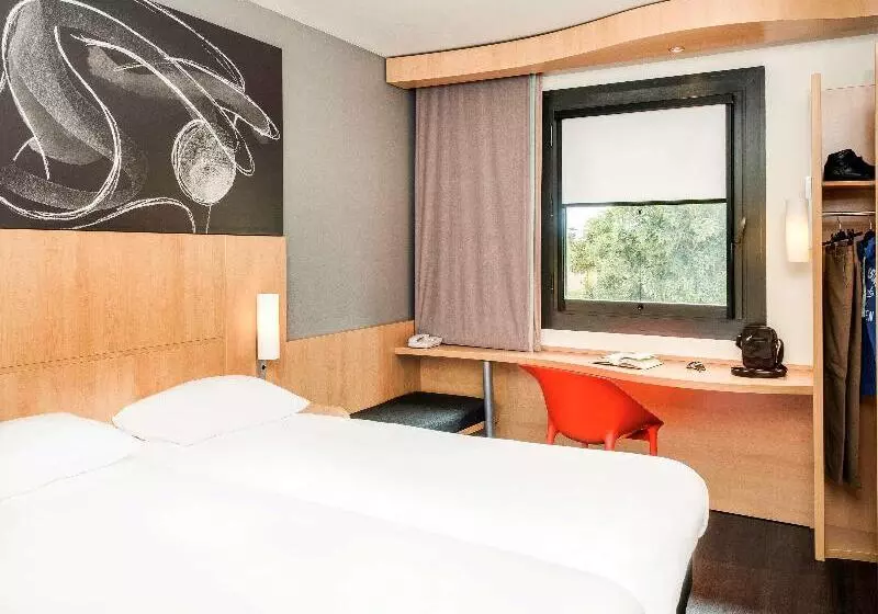 スタンダードルーム, Ibis Montceau Les Mines