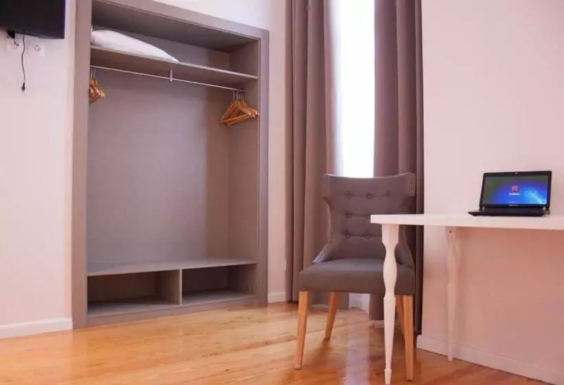 اتاق استاندارد, Lisbon Arsenal Suites