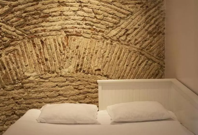 استودیوی استاندارد, Lisbon Arsenal Suites