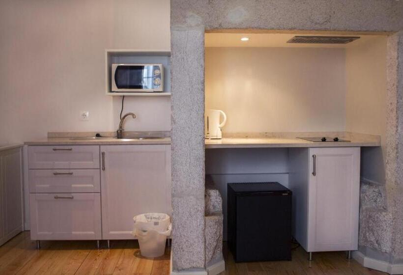 استودیوی استاندارد, Lisbon Arsenal Suites