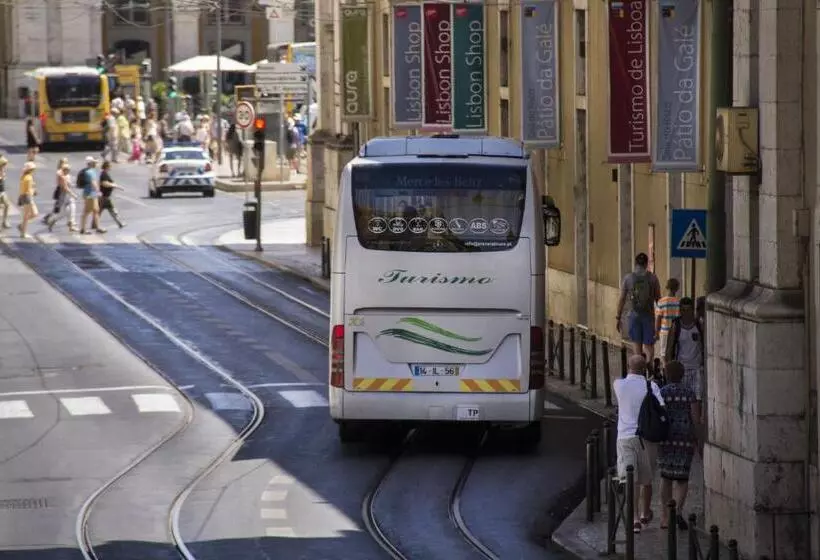 اتاق سوپریور با چشم‌انداز شهر, Lisbon Arsenal Suites