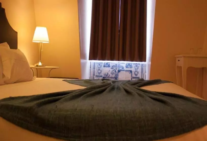 اتاق سوپریور با چشم‌انداز شهر, Lisbon Arsenal Suites