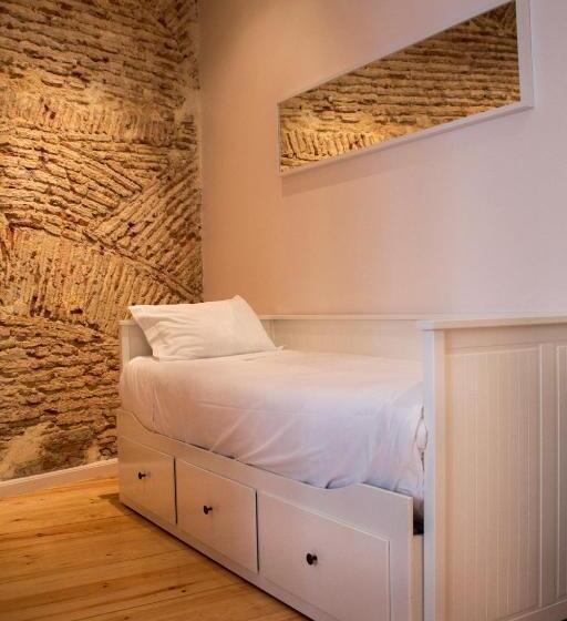 Апартаменты 3 Спальни, Lisbon Arsenal Suites