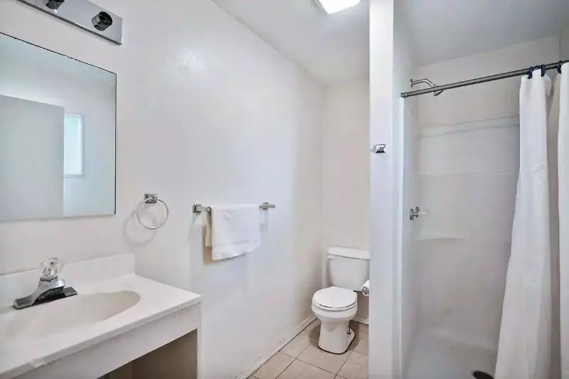 اتاق استاندارد, Lisbon Arsenal Suites
