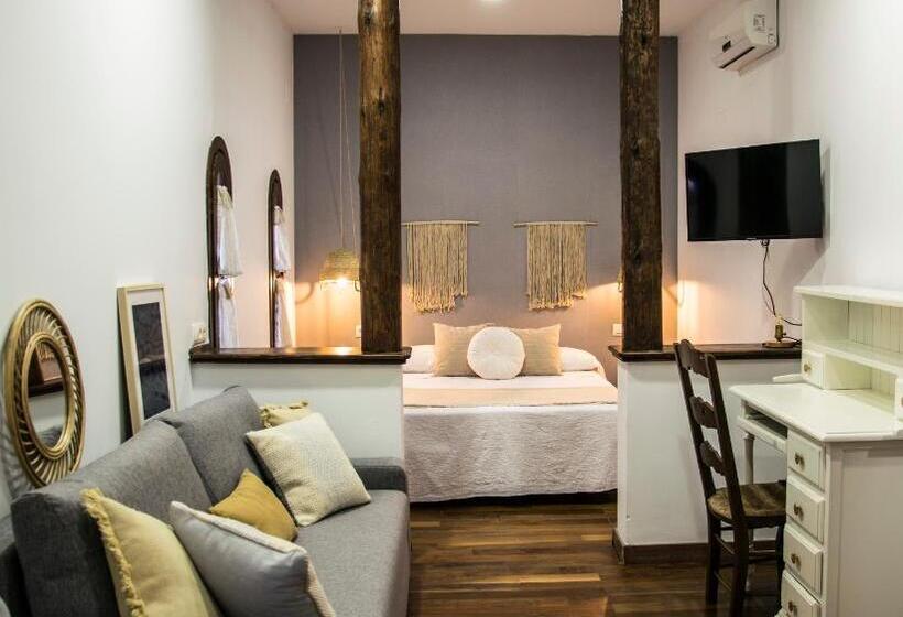 家庭间, Mariantonia