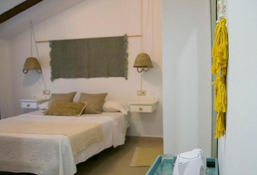 高级大房间, Mariantonia