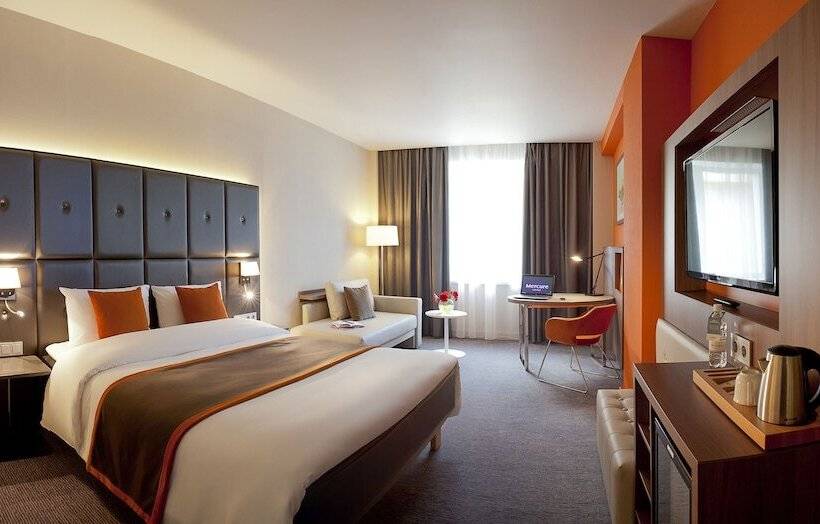 Номер Deluxe Вид на Город, Mercure Tyumen Center