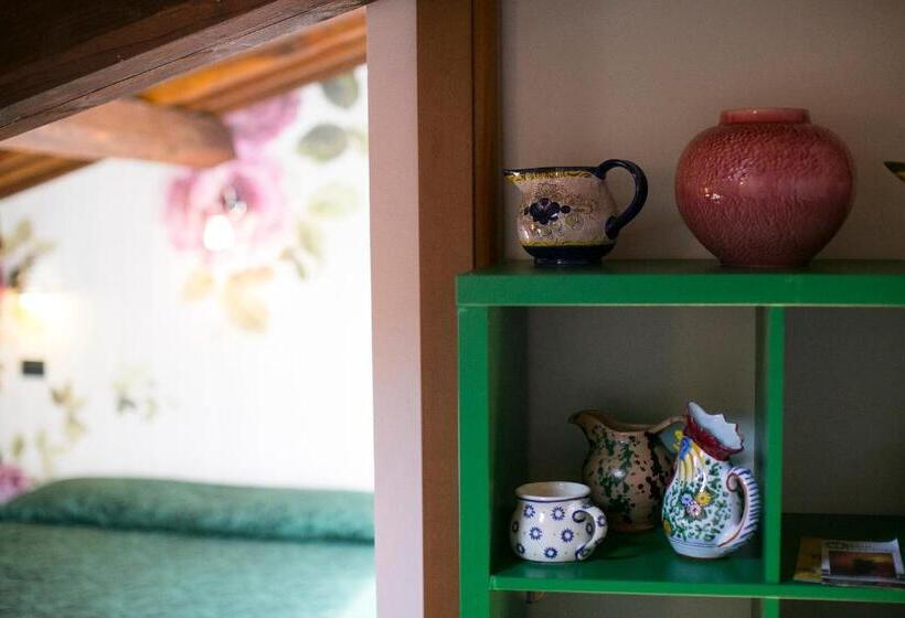 סוויטת ג'וניור, Porta Del Tempo