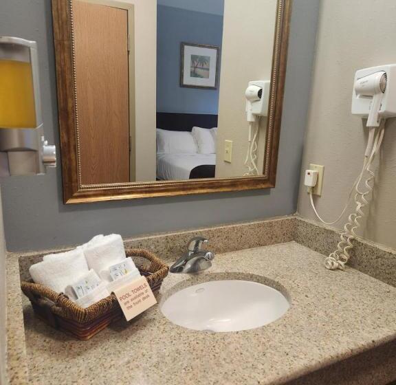 غرفة قياسية, Put In Bay Resort & Conference Center