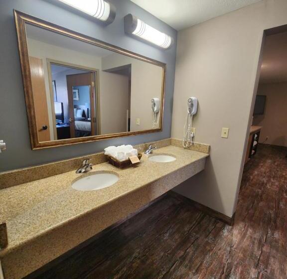 جناح ديلوكس, Put In Bay Resort & Conference Center