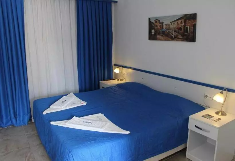 Habitació Estàndard, Rota