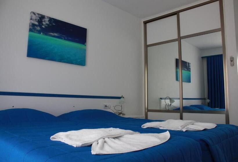 标准单人间, Rota