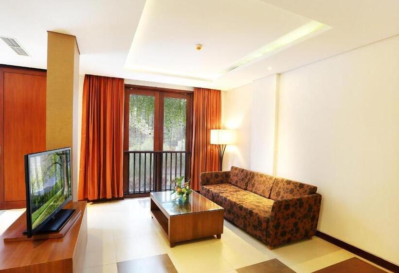 Люкс, Sun Island Hotel & Spa Legian