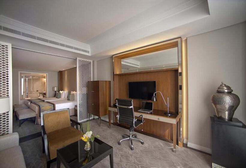 家庭间, Taj Dubai