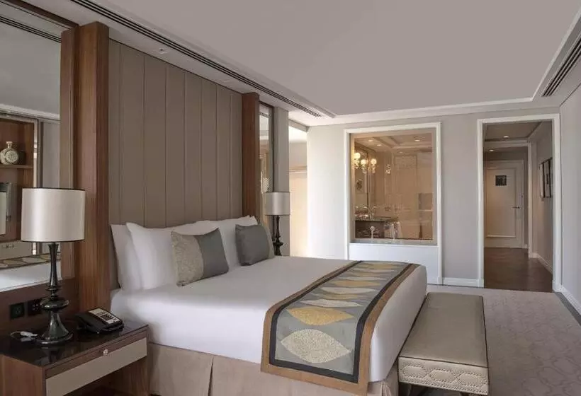 Deluxe Junior Suite