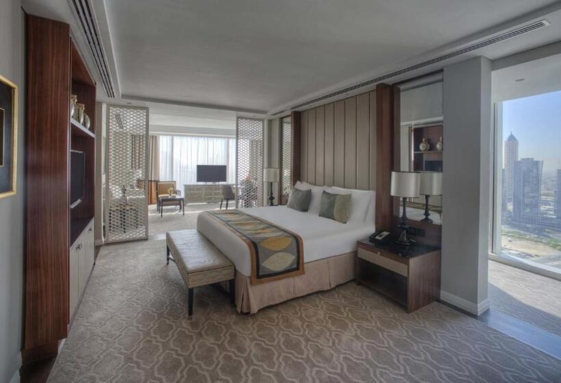 Полулюкс Повышенной Комфортности, Taj Dubai