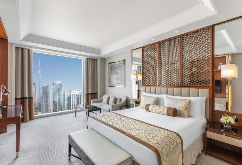 带大床的俱乐部房间, Taj Dubai