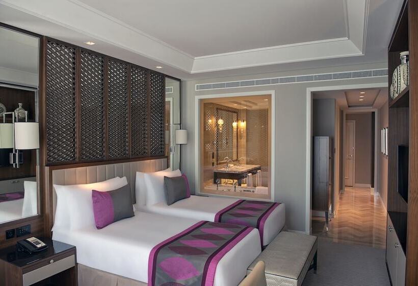 Номер Deluxe Вид на Город, Taj Dubai