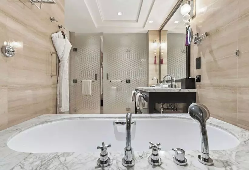 Standard Room with Views