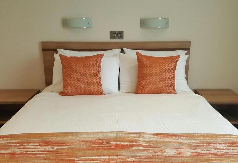 标准间, The Lodge