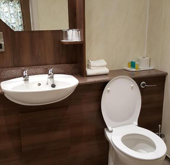 标准单人间, The Lodge